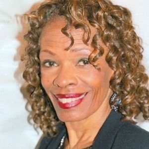 Meet your Posher, Loretta